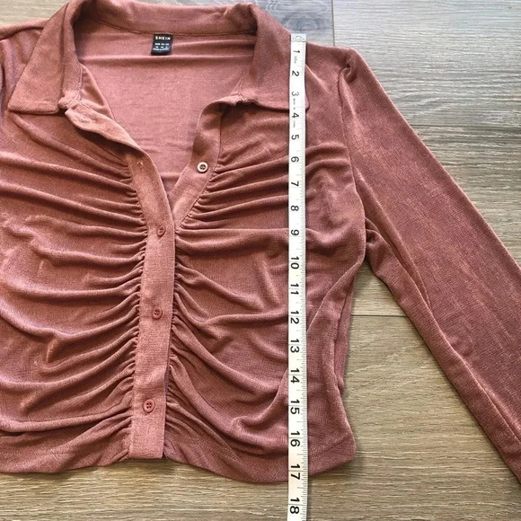 Shein Brown Scrunched Cropped Button Down Collared Long Sleeve Shirt Size Medium - Picture 7 of 13